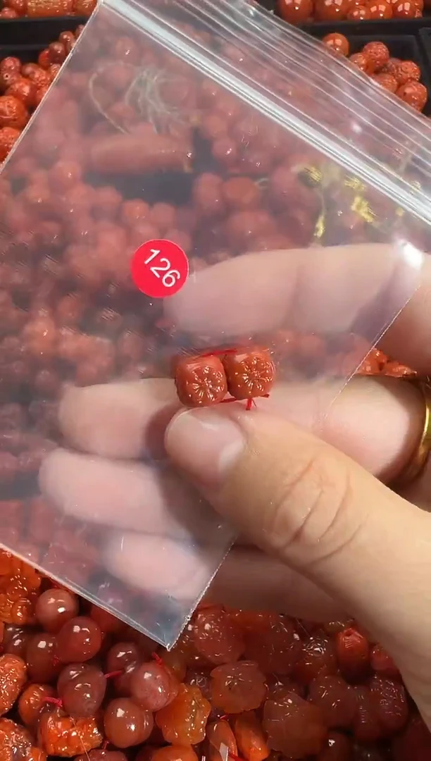 颈饰未镶嵌南红玛瑙1