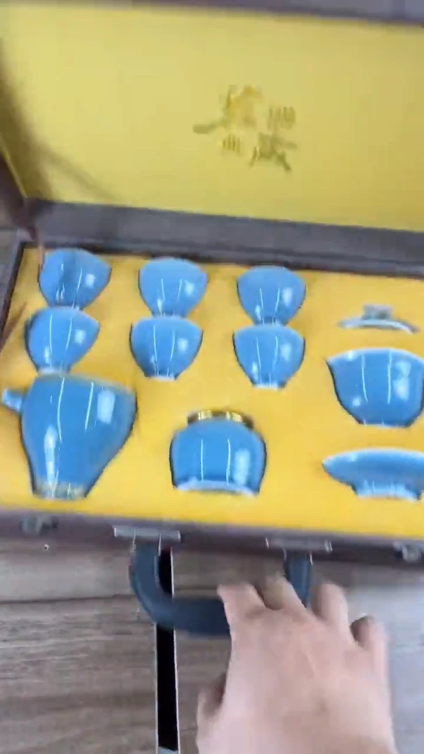 羽化高端茶具，只清货。