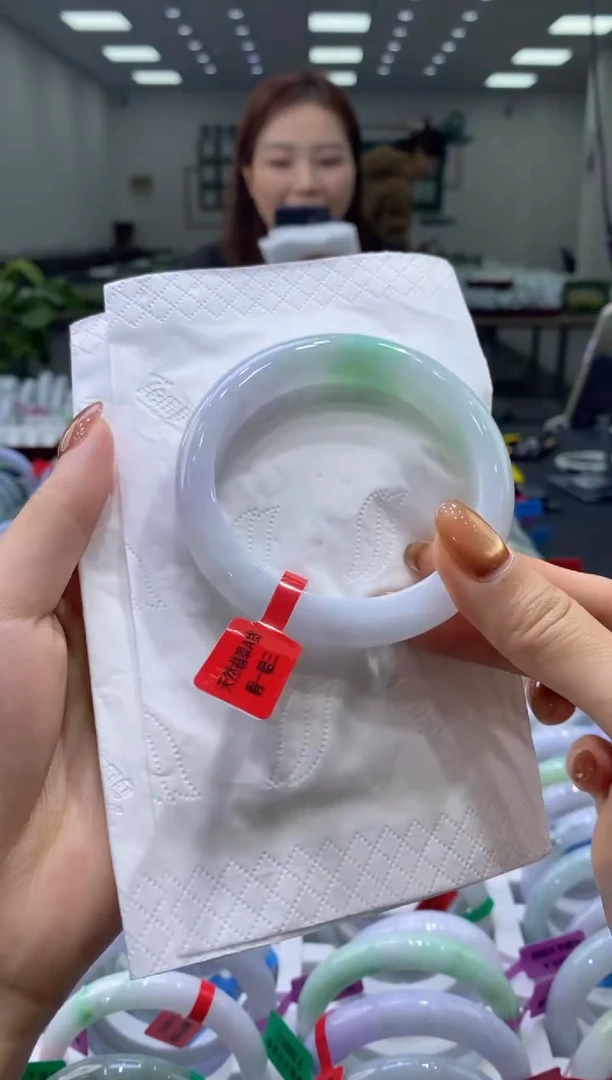 未镶嵌手镯翡翠多人00042432