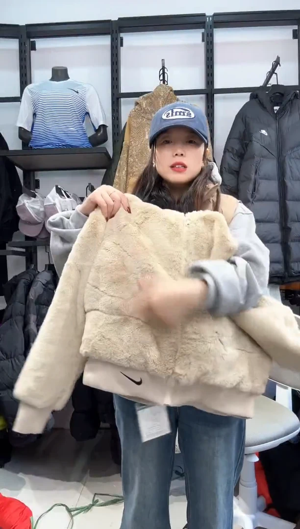 2227编码  瑕疵直播间过款为准 尺码  ·  M