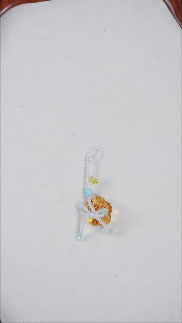 琥珀吊坠(不含链)未镶嵌【多样性发货】