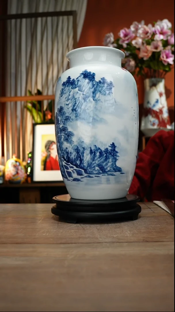 当代景德镇设计师釉下手绘陶瓷花瓶