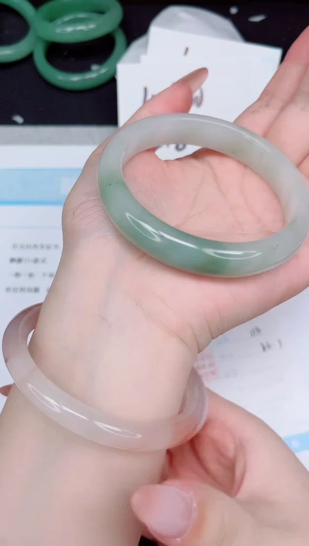 石英质玉手镯未镶嵌112-63.1