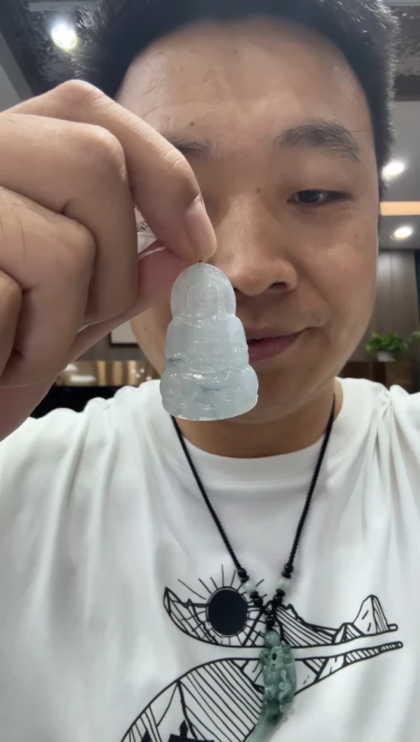 18K金镶嵌挂件翡翠A货翡翠多样性孤品