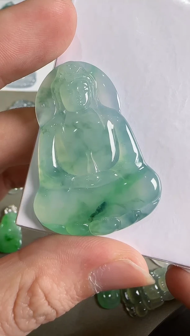 吊坠(不含链)未镶嵌翡翠.