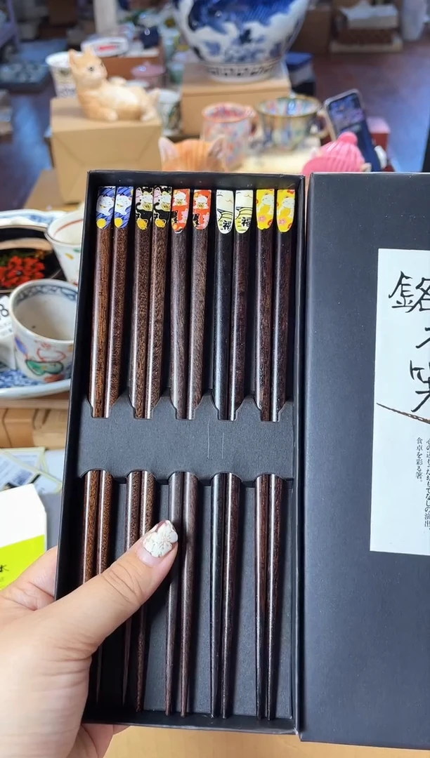 【闪购商品】瓷片筷子。。。。。。。。。