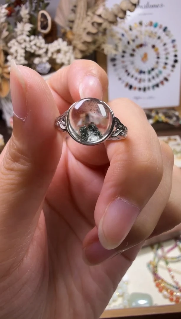 水晶摆件未镶嵌戒指