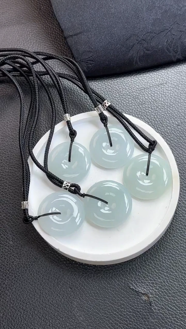 【闪购商品】翡翠颈饰未镶嵌YM1129-1 平安扣多样性发一