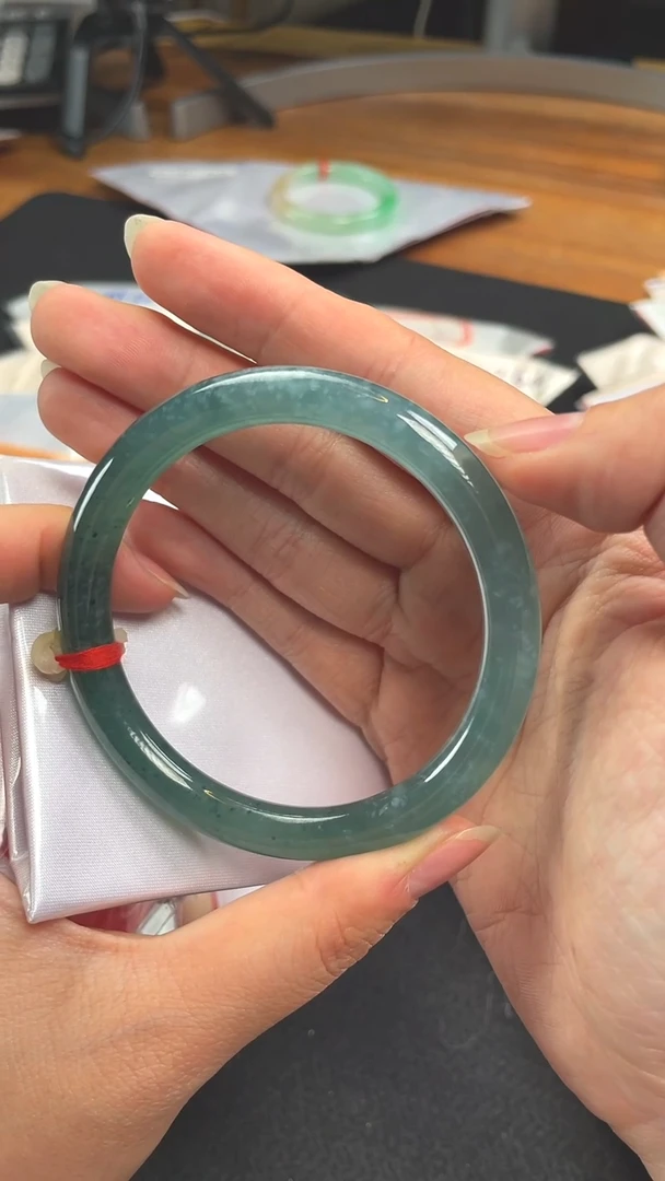 【闪购商品】翡翠手镯未镶嵌手镯MY3333