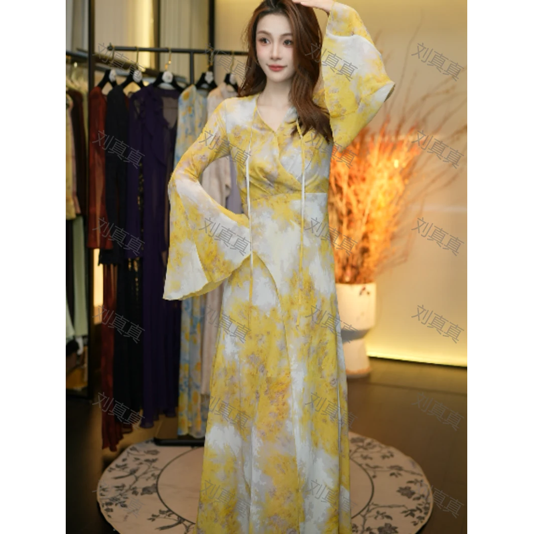 【刘真真日光岛屿】Z410式收腰长袖春夏显瘦V领常规印花连衣裙QC