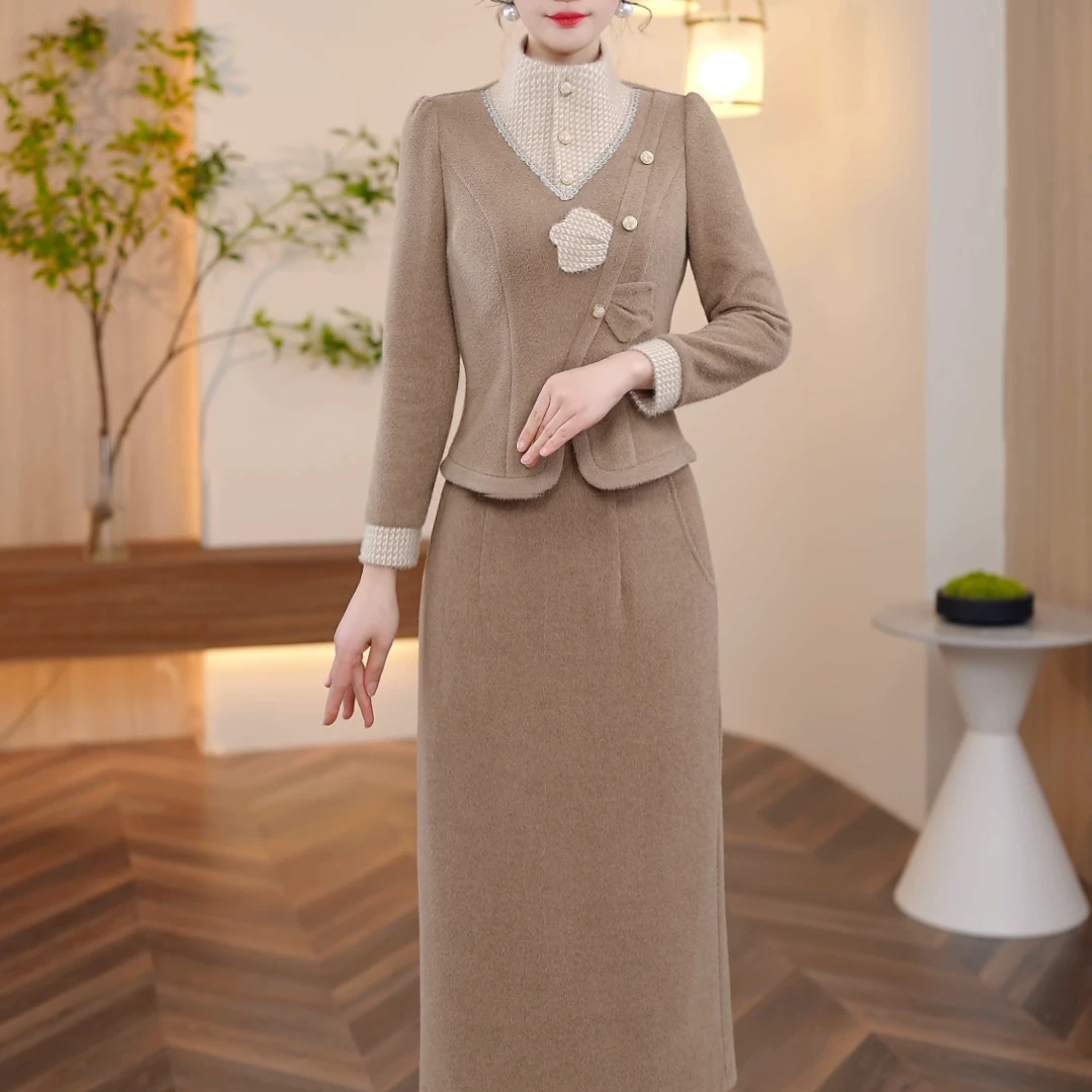 【晨薇女装】1130-1冬季时尚两件套新款遮肚子显气质显瘦洋气