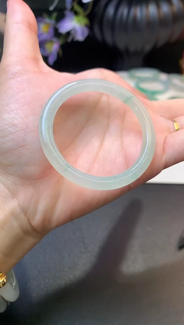 未镶嵌定制翡翠毛货