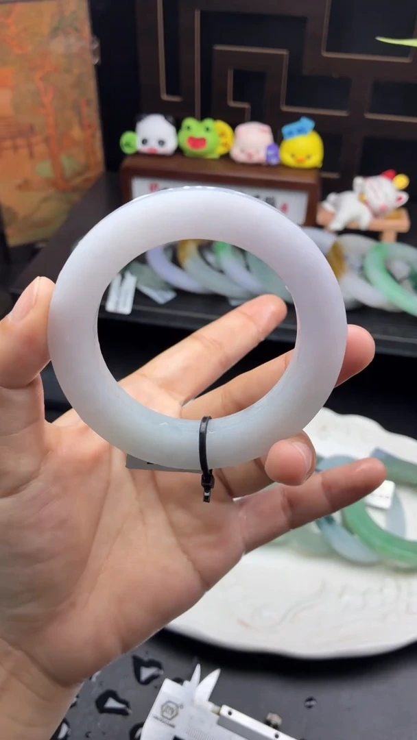 未镶嵌手镯定制翡翠娇润甜甜粉底仙女镯53-62-6