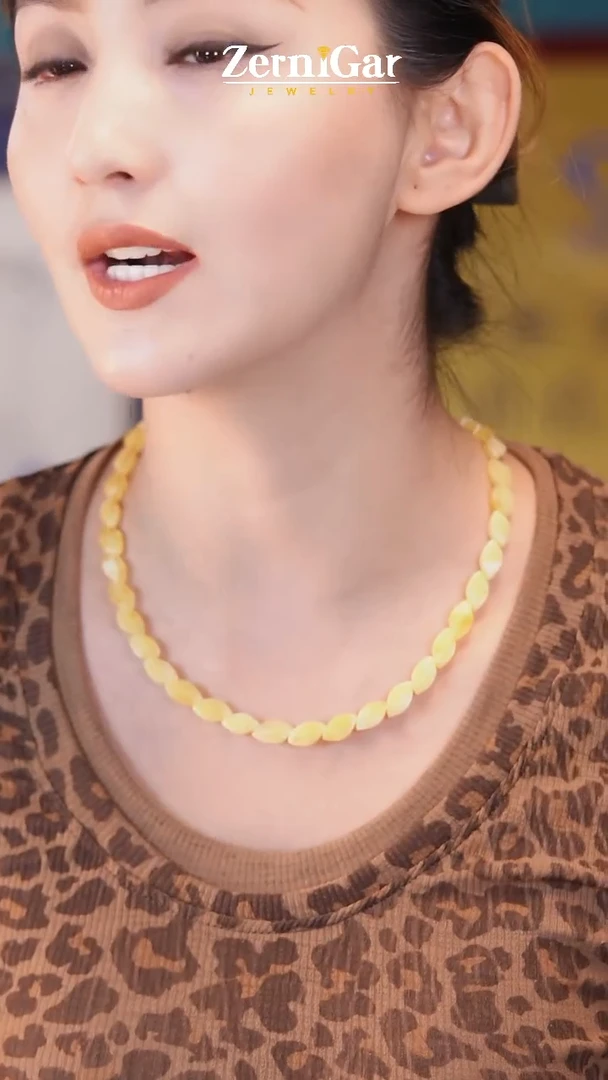 裸石琥珀未镶嵌天然琥珀项链