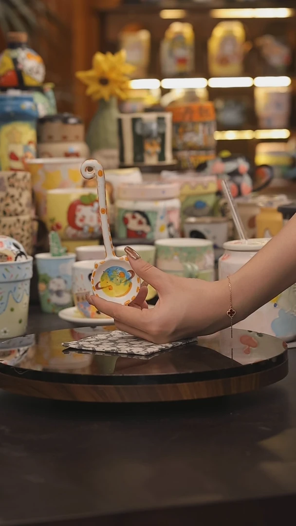 景德镇釉下彩绘设计师款式陶瓷