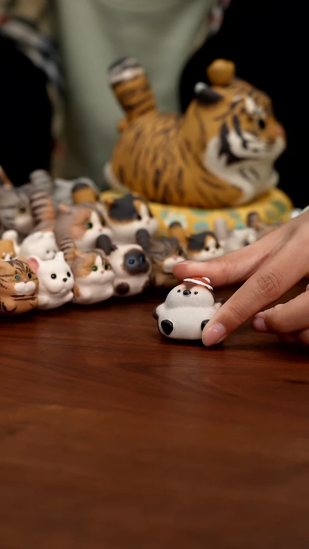 紫砂摆件微瑕圣诞企鹅崽