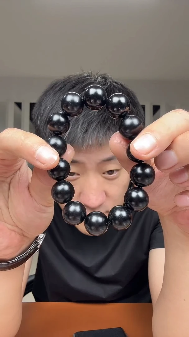 未镶嵌手串和田玉****`多样性发货一件