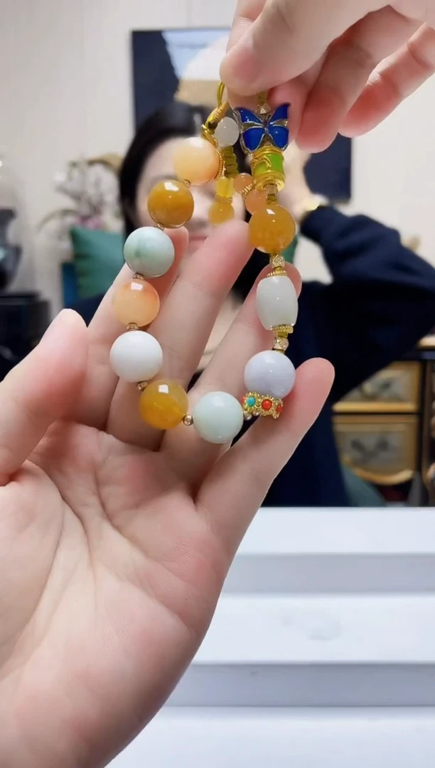 颈饰未镶嵌翡翠吊坠3