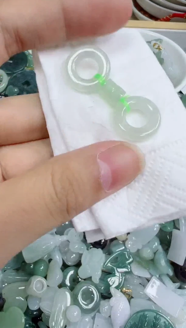 散珠翡翠522号链接，A货翡翠