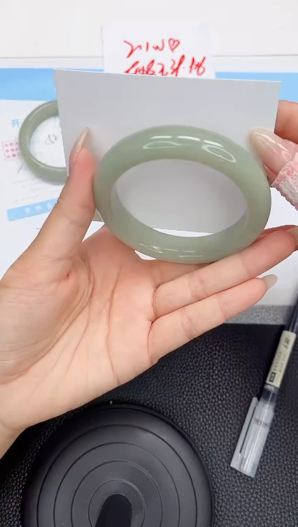 石英质玉手镯未镶嵌163-56.5