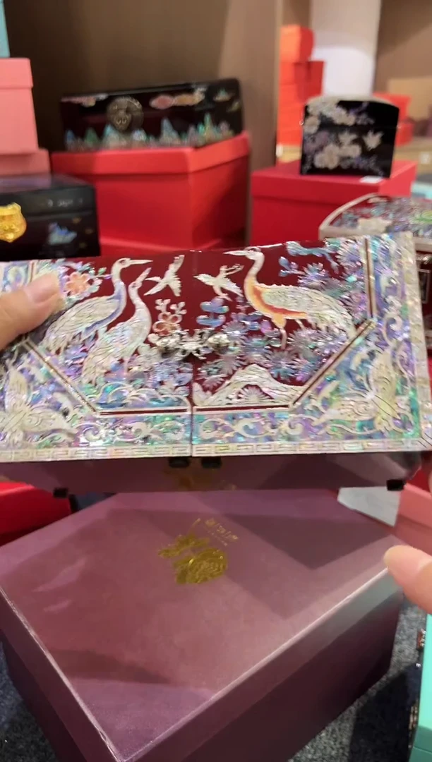 微瑕 弘贝雅螺钿漆器文化馆