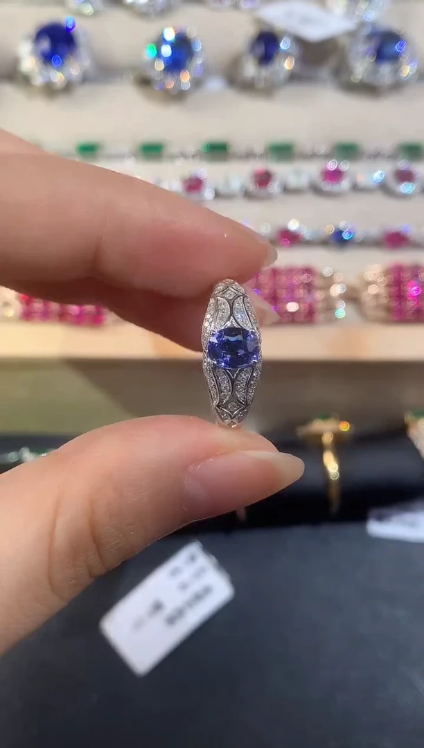 戒指蓝宝石18K金镶嵌D181|3999
