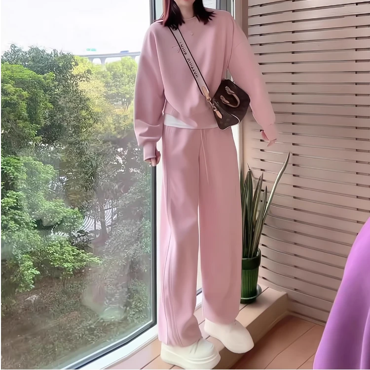 2025秋季新款时尚炸街经典款双色贴布绣圆领卫衣束脚长裤两件套女