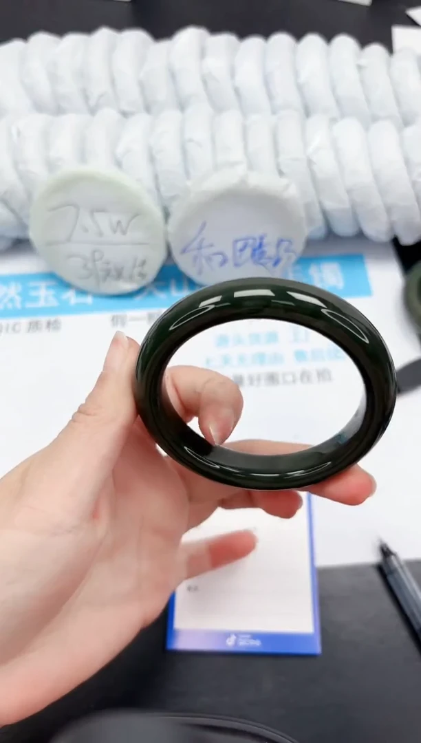 【闪购商品】和田玉手镯未镶嵌251-59.8