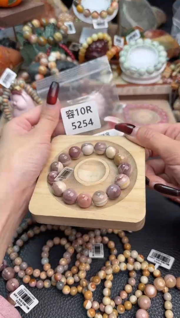 【闪购商品】石英质玉手链未镶嵌10R5254