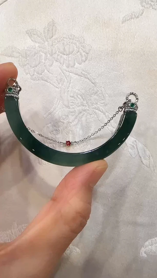 颈饰未镶嵌翡翠国风