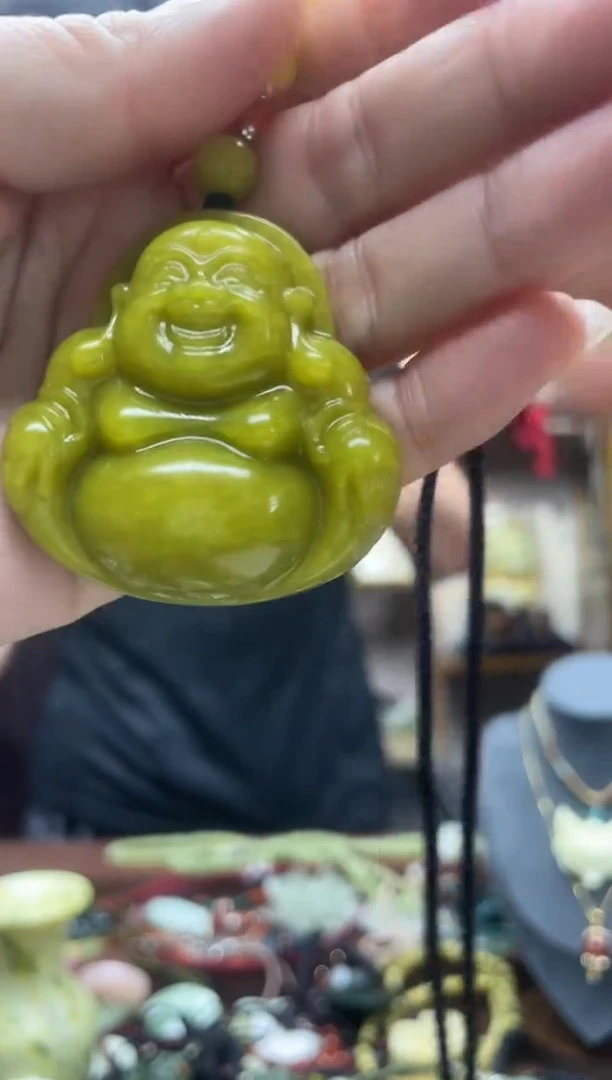 未镶嵌岫玉吊坠·