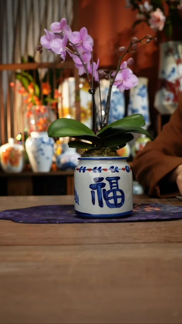 当代景德镇设计师釉下手绘陶瓷花瓶