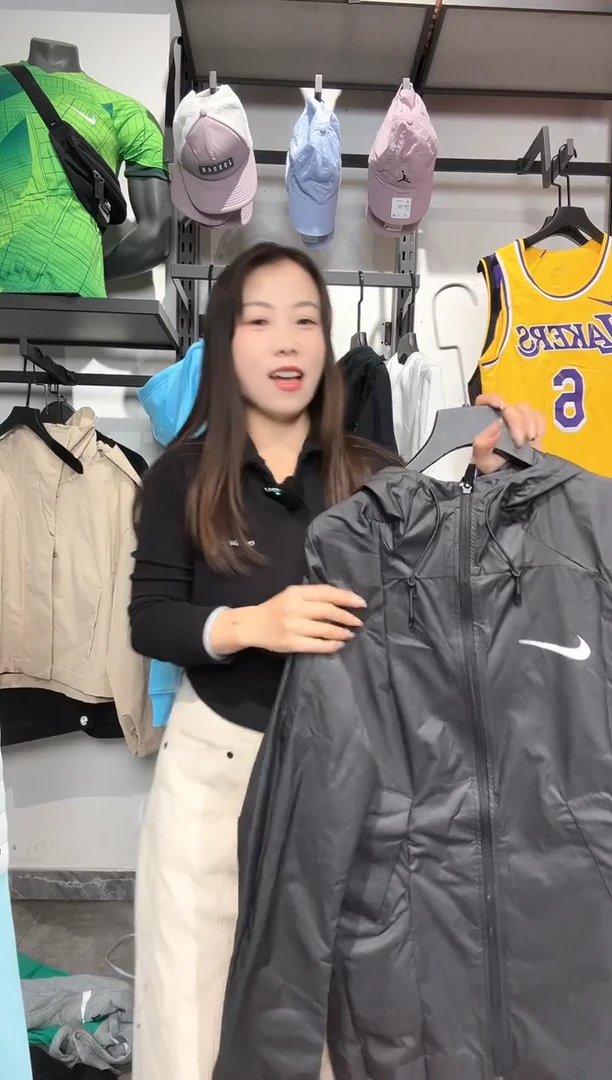 1604   编码 瑕疵款直播间过款为准 尺码 S