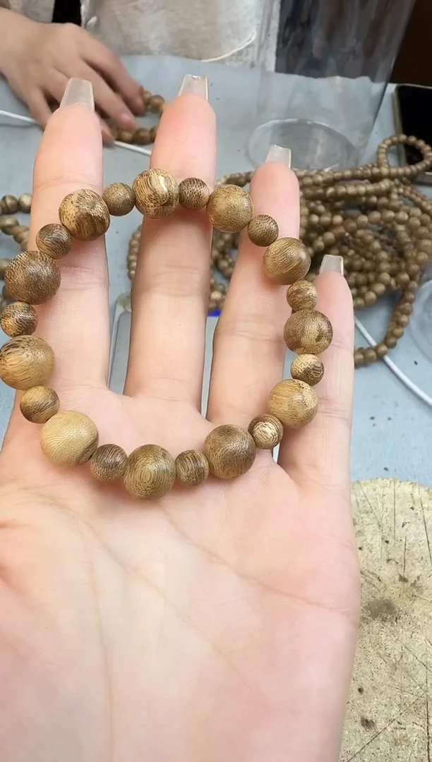 沉香手串1.0带07隔珠海南麻丝油圆珠单圈多样性发一