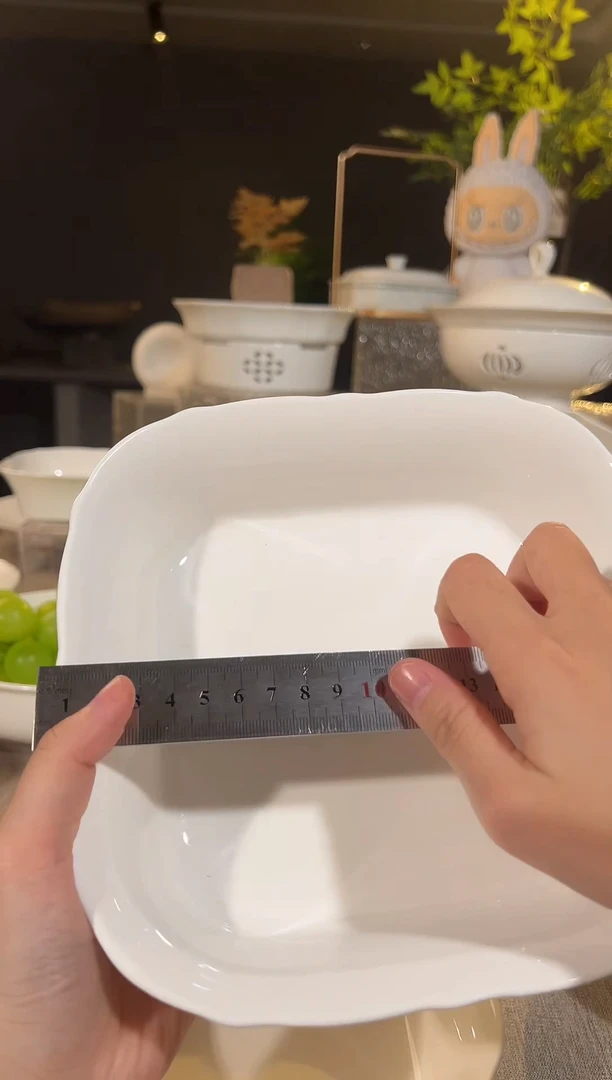 骨瓷8寸高温玉瓷·花边蕾丝四方碗
