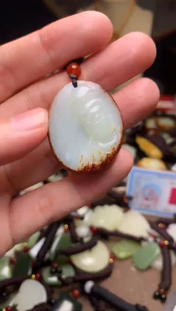 颈饰未镶嵌和田玉新疆料青海料清水和田玉吊坠