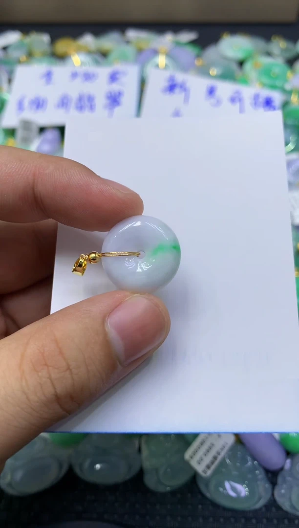 颈饰未镶嵌翡翠天然缅甸翡翠A货