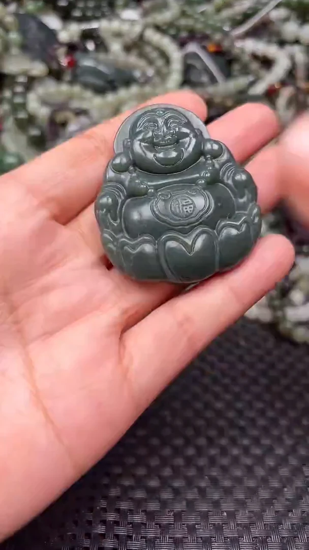颈饰未镶嵌和田玉1
