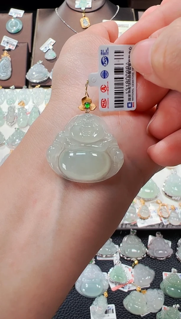【闪购商品】翡翠吊坠(不含链)18K金镶嵌佛公吊坠98A