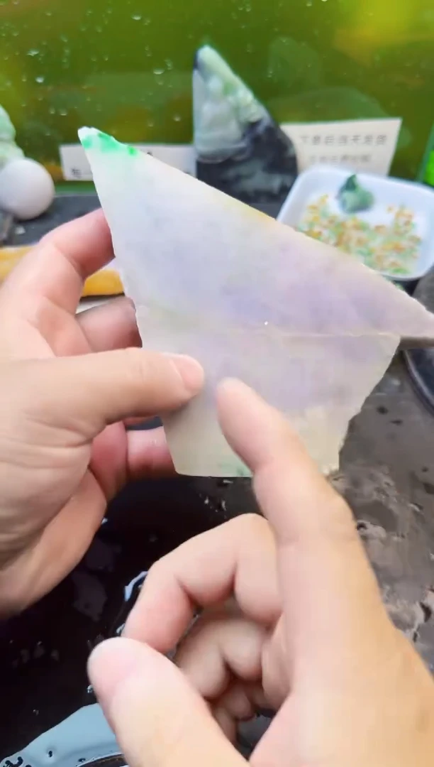 翡翠未镶嵌颈饰天然翡翠165