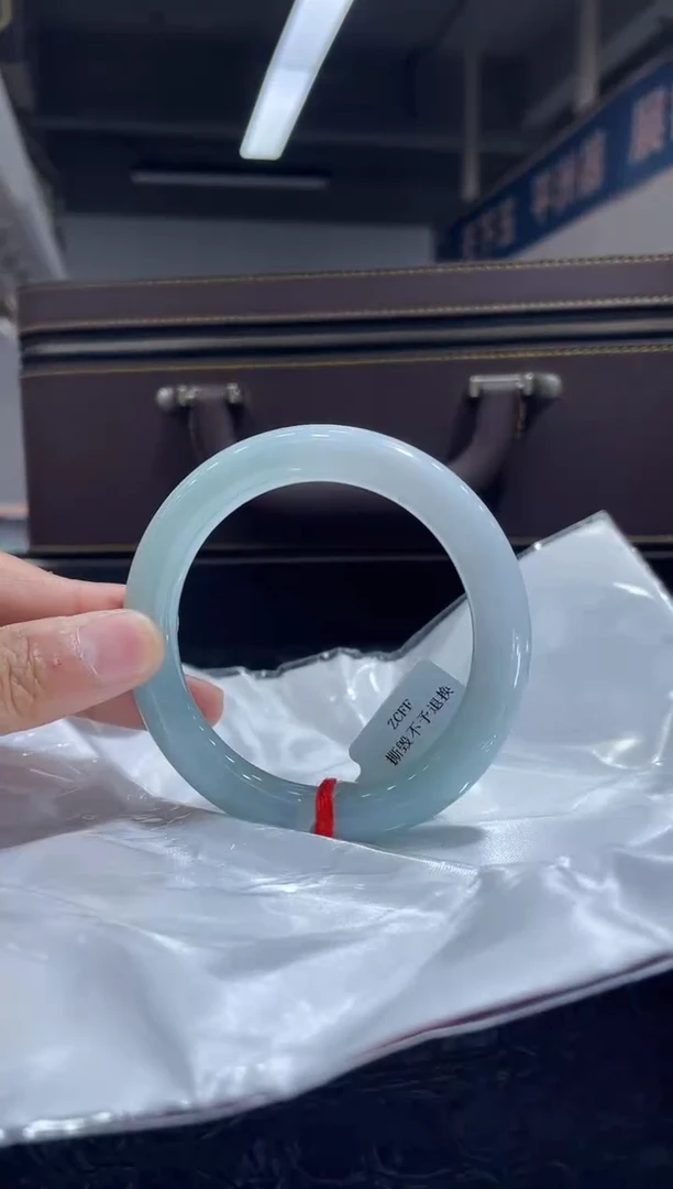 未镶嵌手镯翡翠13