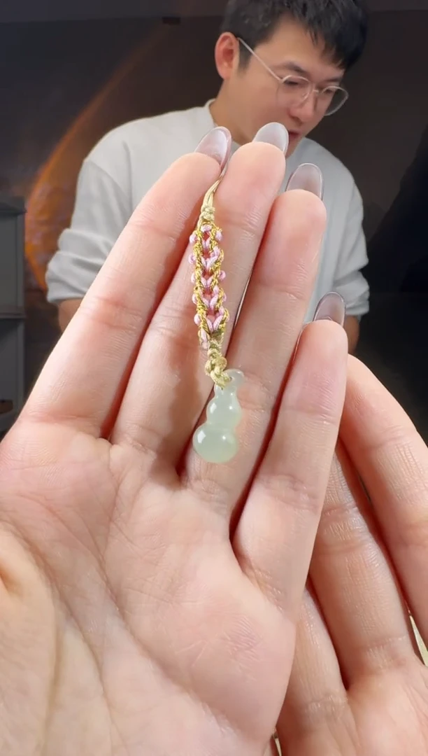 颈饰未镶嵌和田玉葫芦