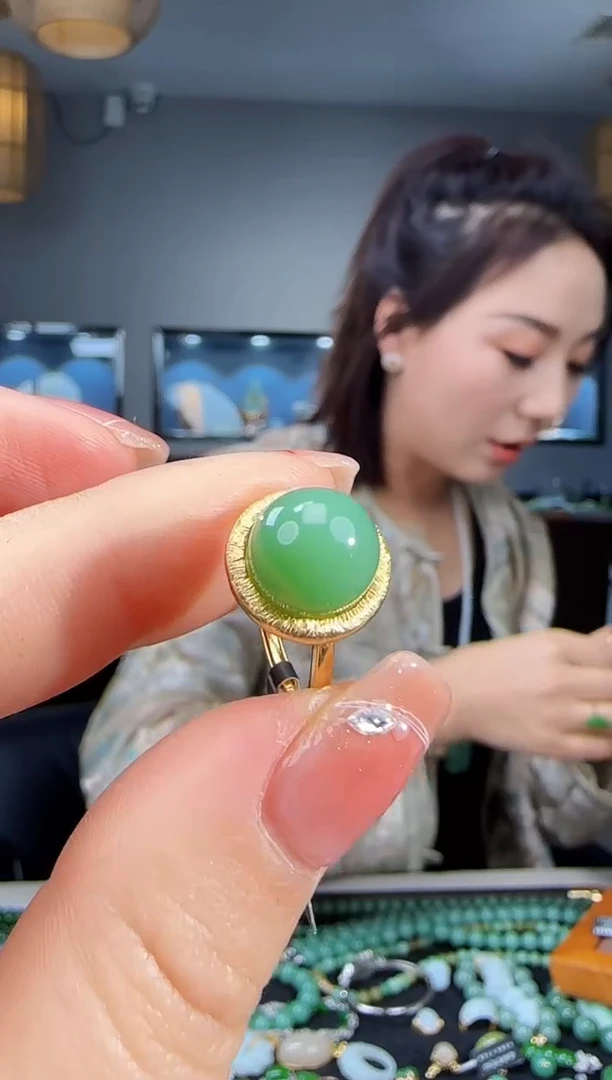 银S925镶嵌戒指和田玉1