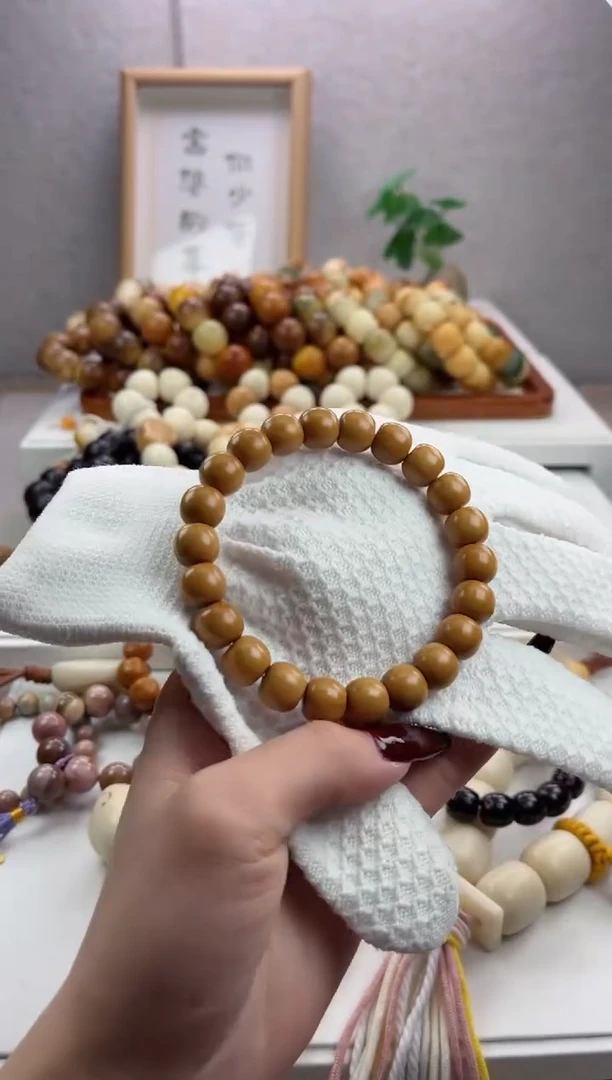 【闪购商品】菩提根/象牙果吊坠猴头桶珠10*11mm手串