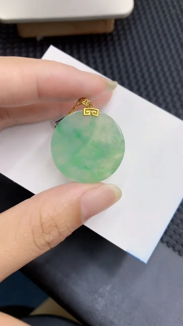 【闪购商品】翡翠颈饰18K金镶嵌            8