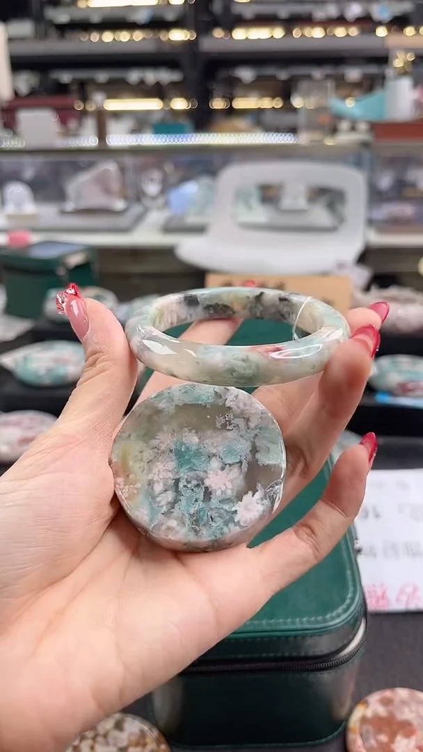 未镶嵌手镯石英质玉圈口（赠品镯心）