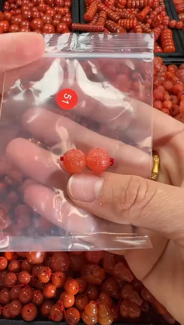 【闪购商品】南红玛瑙颈饰未镶嵌1