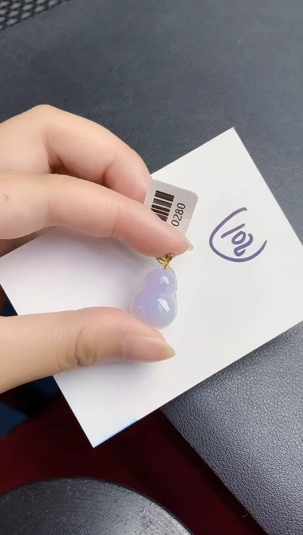 翡翠18K金镶嵌颈饰000000000