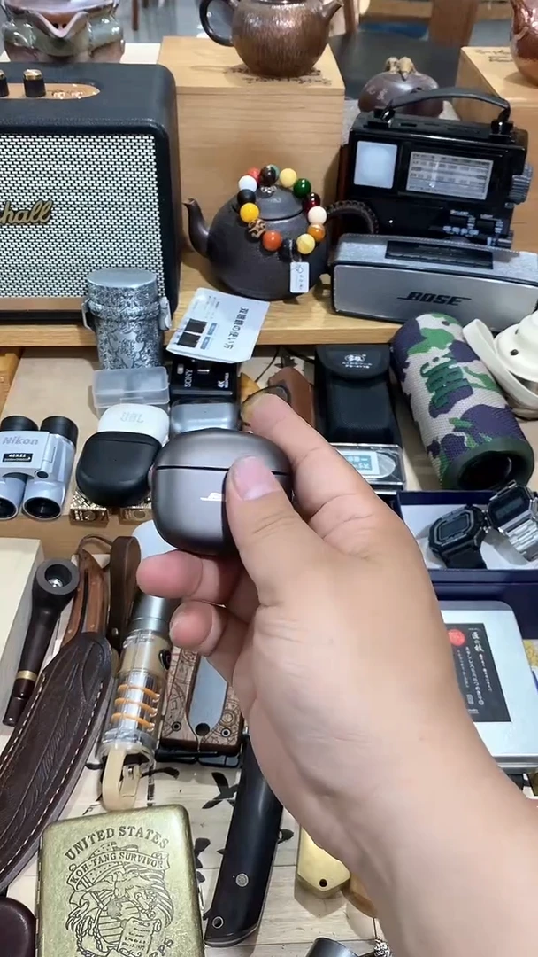 瓷片闪购商品  如图所示