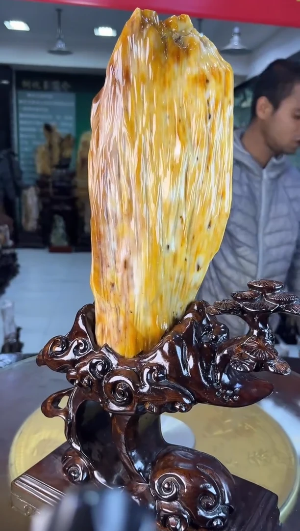 缅甸天然树化玉摆件